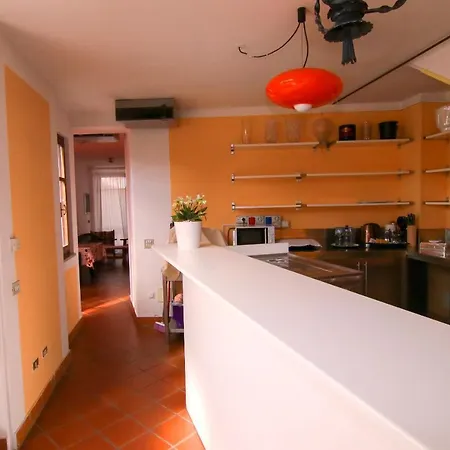 Gio' House 8 *